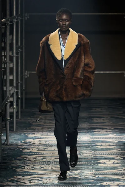 Look 47